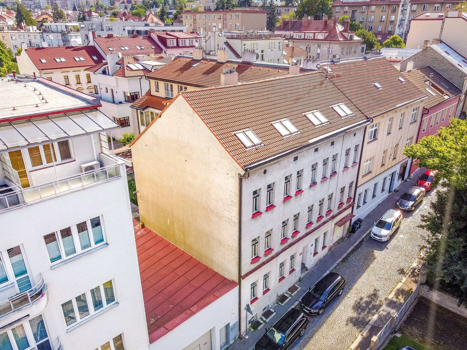 Dejte nám vědět,
s čím vám můžeme pomoct
